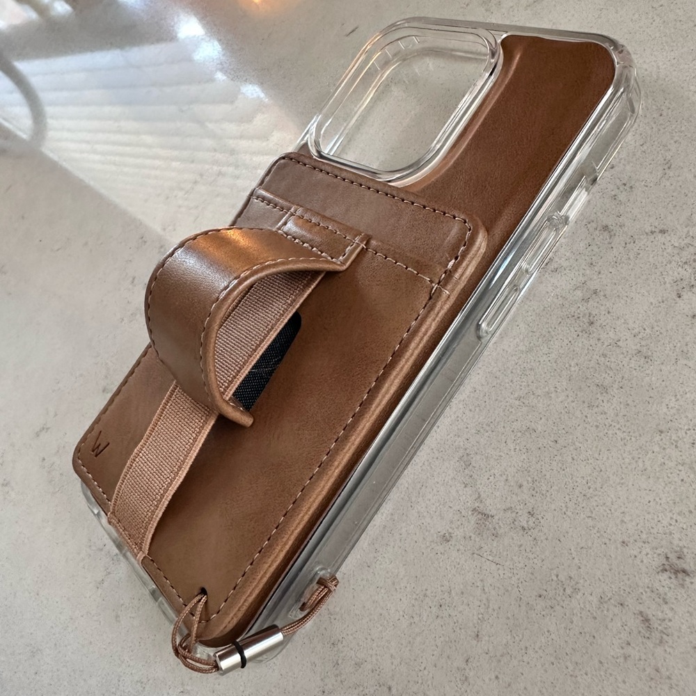 Walli Magnetic iPhone 14 Pro case